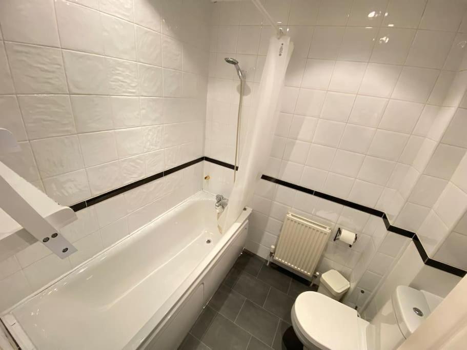 Wonderful Baker Street Flat! Londres Exterior foto