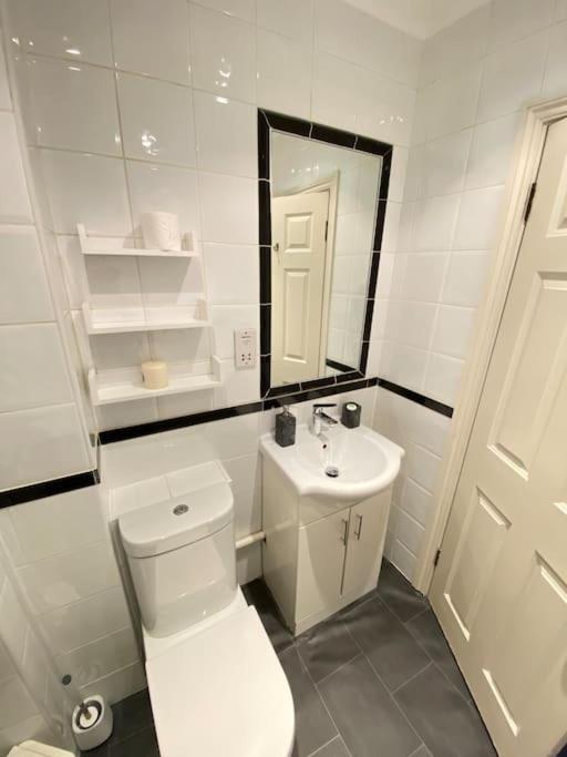 Wonderful Baker Street Flat! Londres Exterior foto