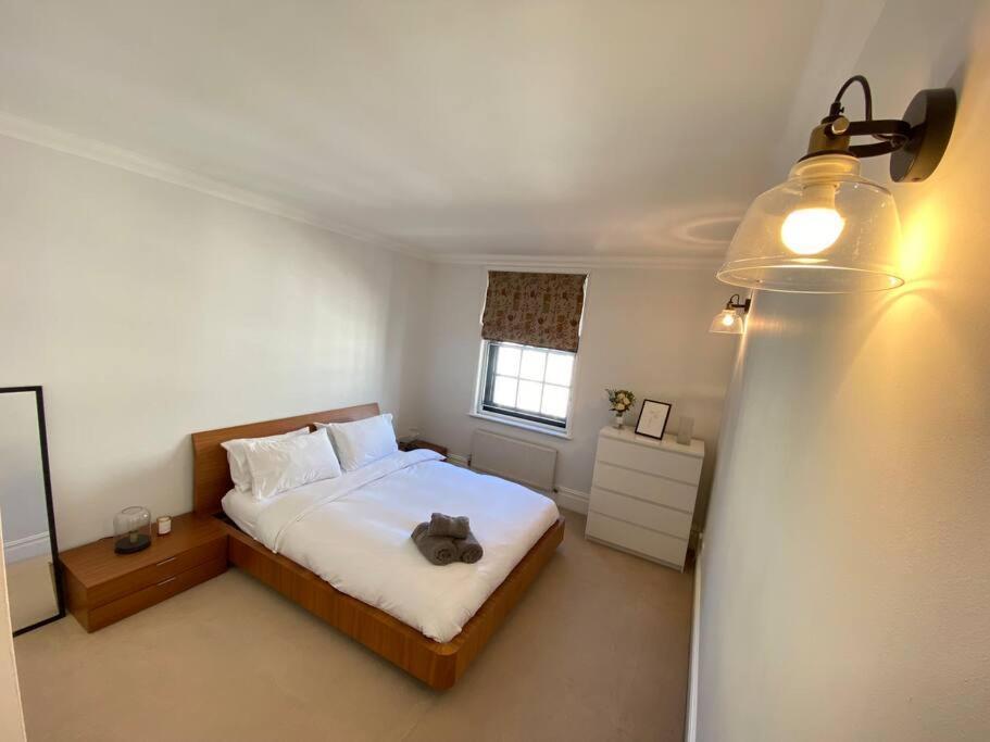 Wonderful Baker Street Flat! Londres Exterior foto